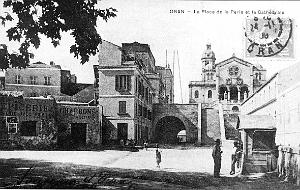 MB h- 009- eglise St-Louis et place de la perle